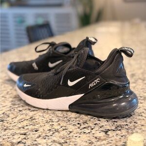 Nike Kids Black and White Air Max 270 Sneaker